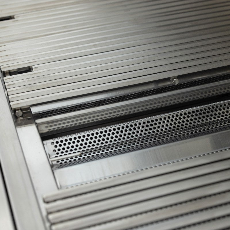 Blaze LTE PRO 40 inch grill close-up